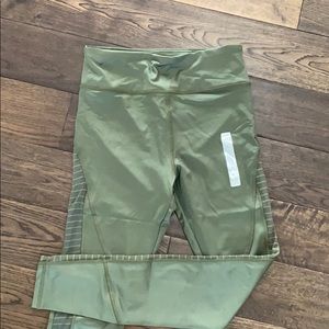 Medium green leggings